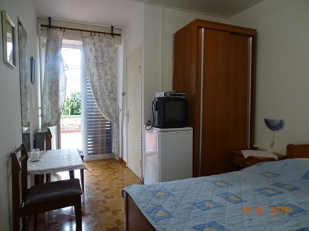 Guest House Ab Adria Home 로비니 객실 사진