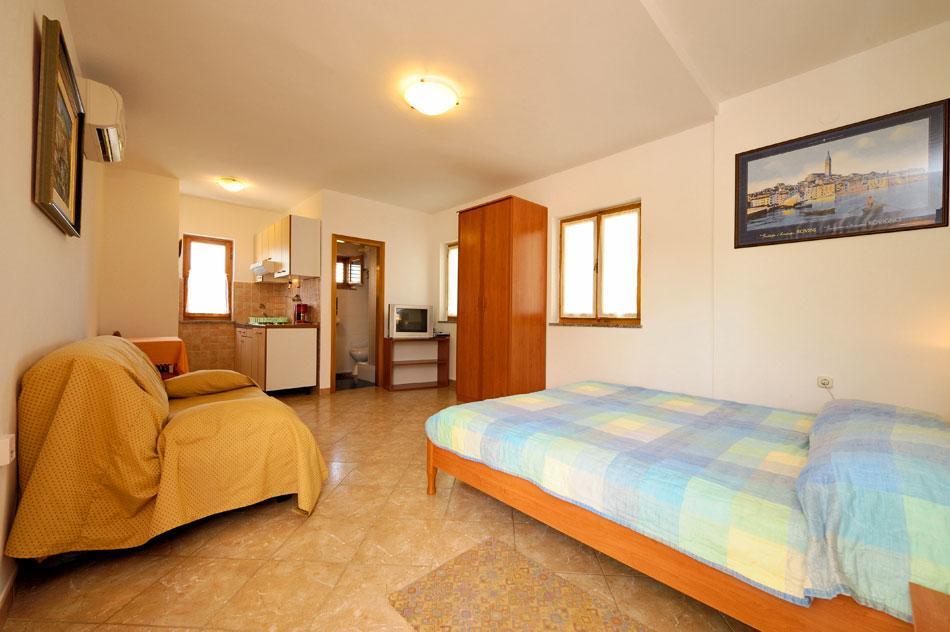 Guest House Ab Adria Home 로비니 객실 사진